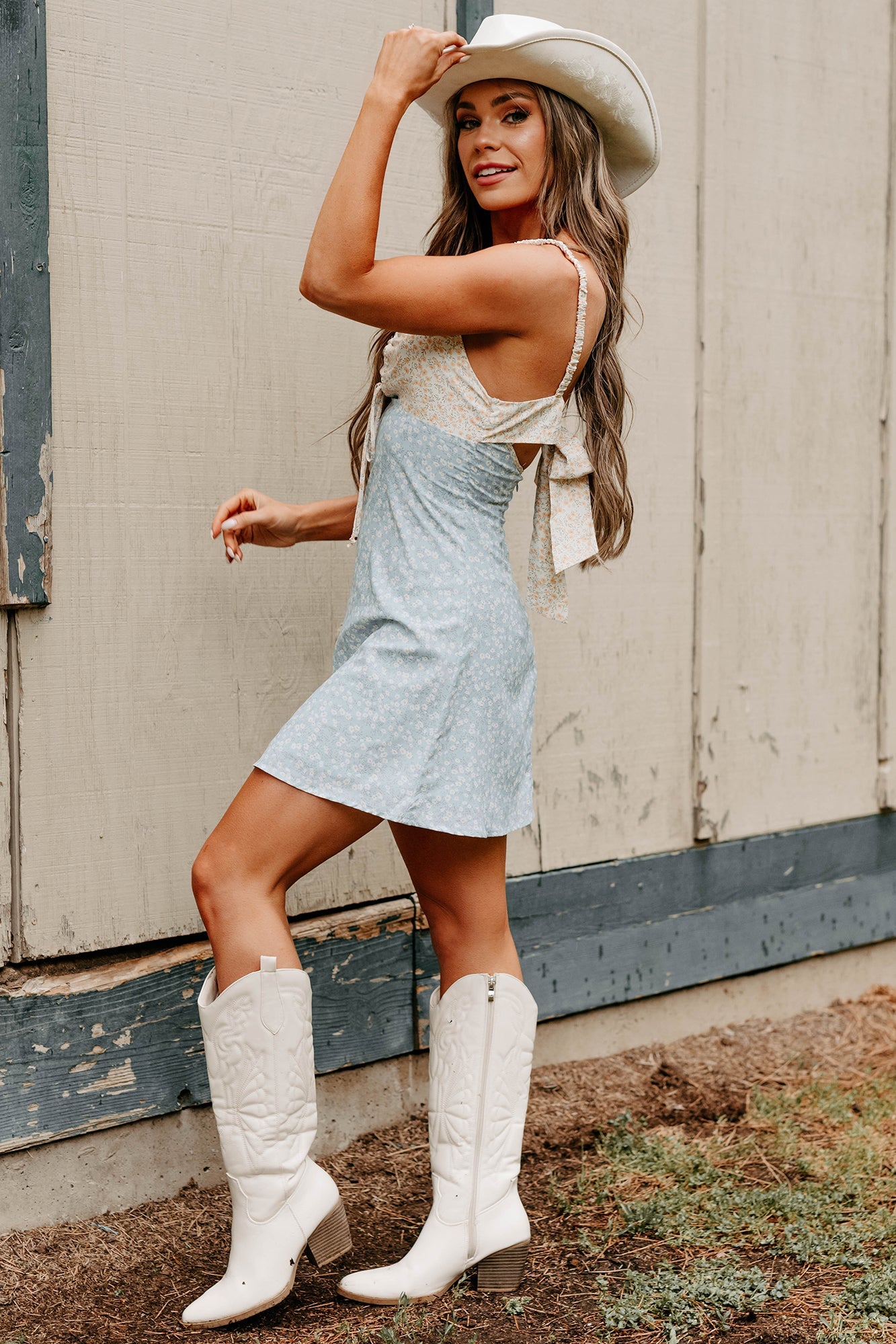 Sunny Side Up Sleeveless Floral Mini Dress (Blue)