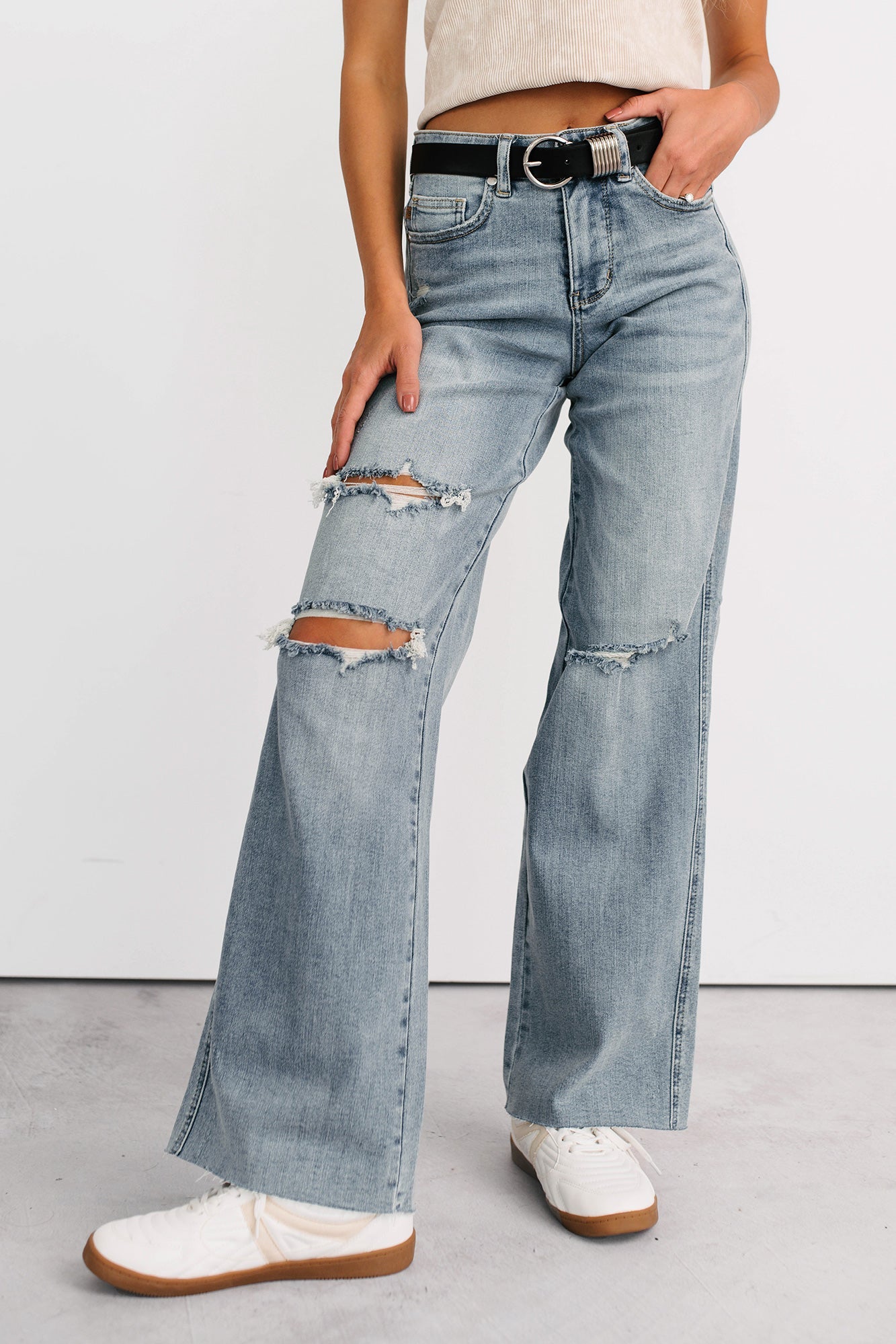 Romero Mid Rise Ripped Judy Blue Wide Leg Jeans (Light)
