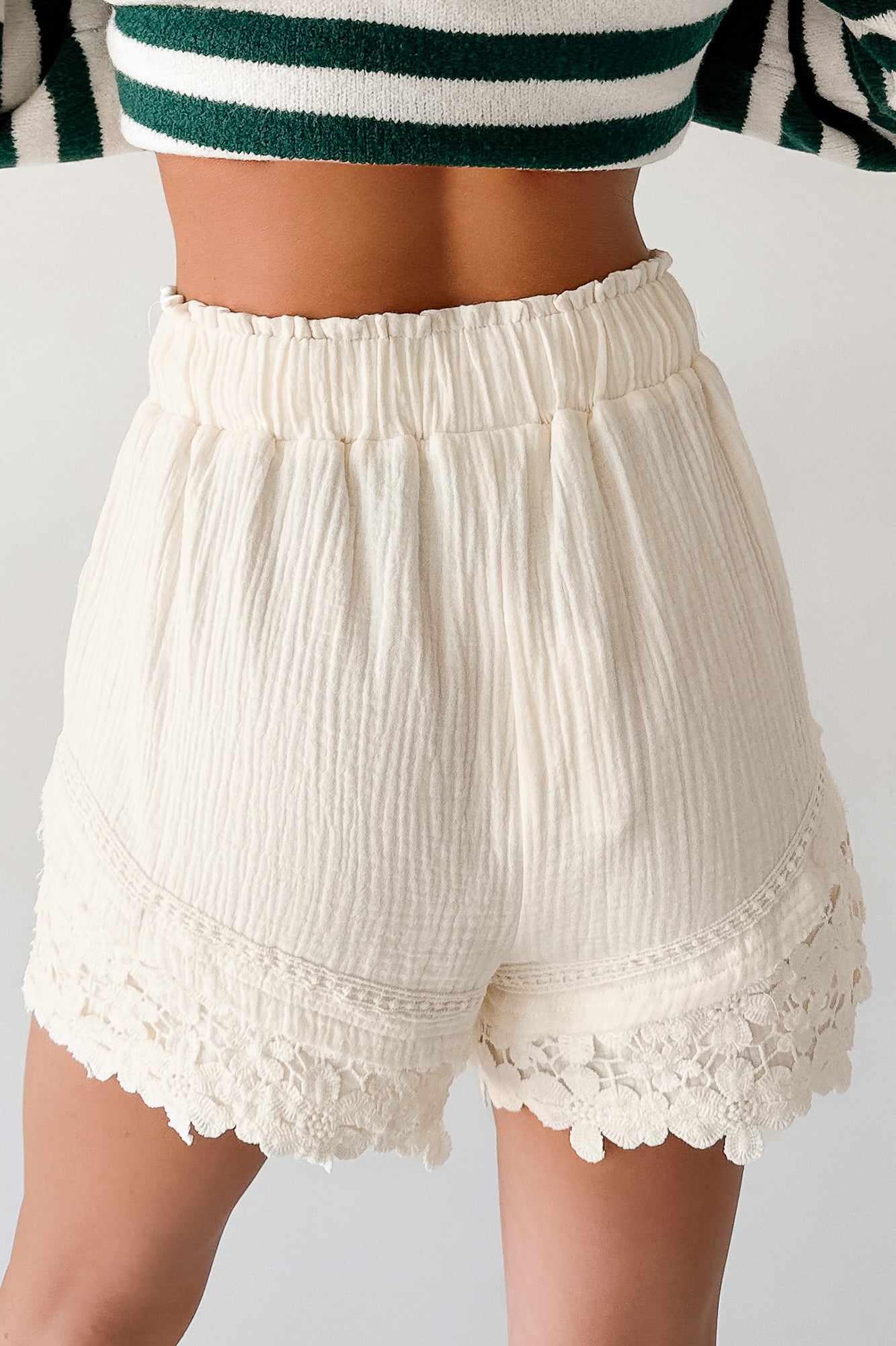 Warm Welcoming Floral Trim Woven Shorts (Cream)